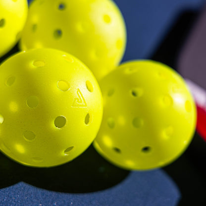 Joola HC 40 Ball premium table tennis ball product shot displaying white ball with branding
