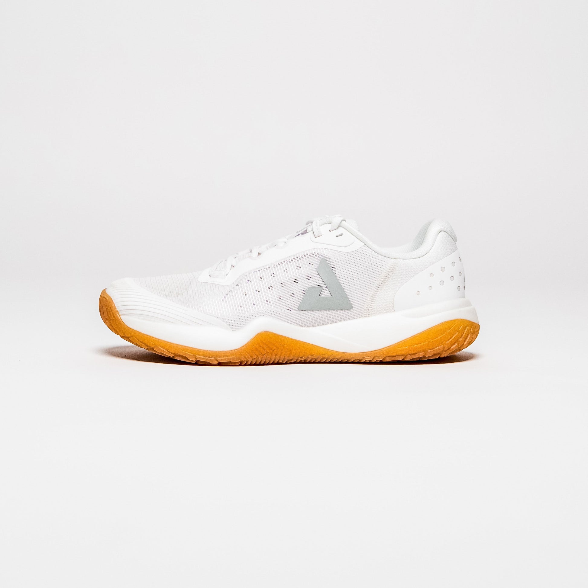 White background, side profile of the JOOLA Men's R4LLy pickleball shoe, white with gum sole.