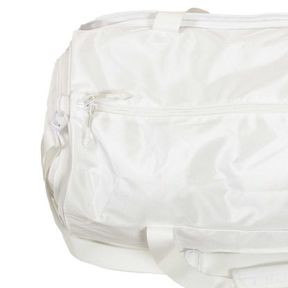 White background, close up image of the zipper on the JOOLA Ben's Bag duffle.